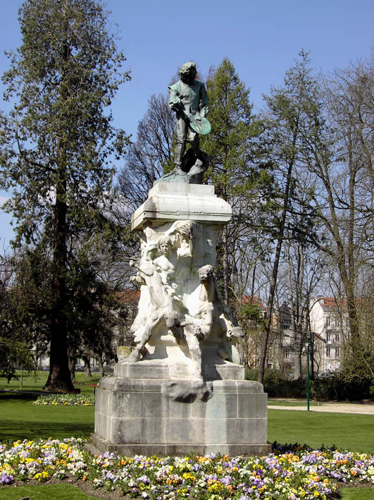 Statue de Roding.jpg - Statue de Roding